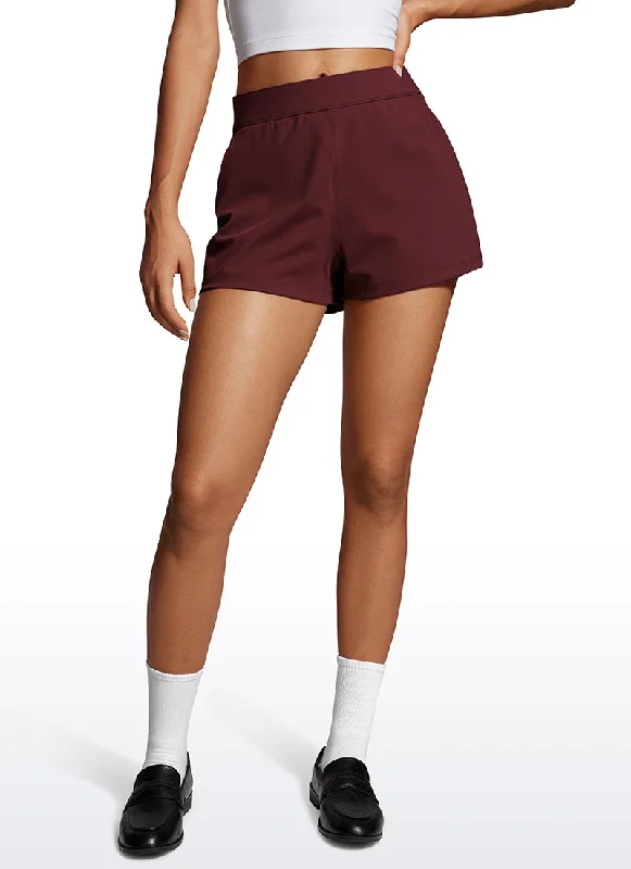 Lively And Youthful Stretch High-Rise Shorts with Pockets 2.5"