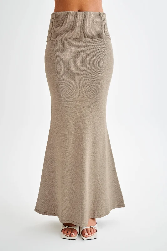 Elegant And Charming Karlie Knit Maxi Skirt With Ribbed Waist - Taupe Marle