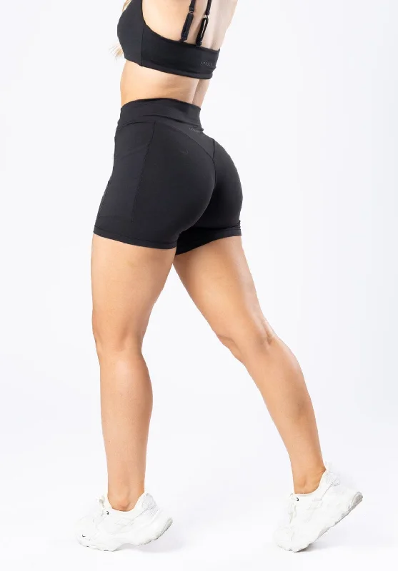 New Products Reluna Dip Pocket Sculptseam™ Short Black