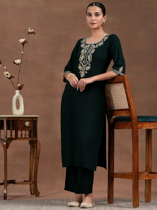 Unique Design Green Yoke Design Rayon Straight Kurta Set