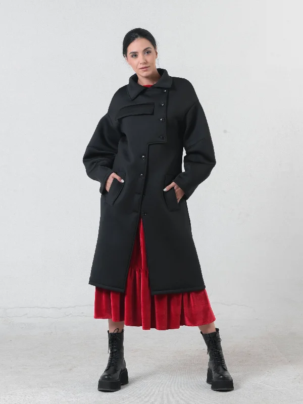 Relaxed And Casual Long Black Neoprene Coat