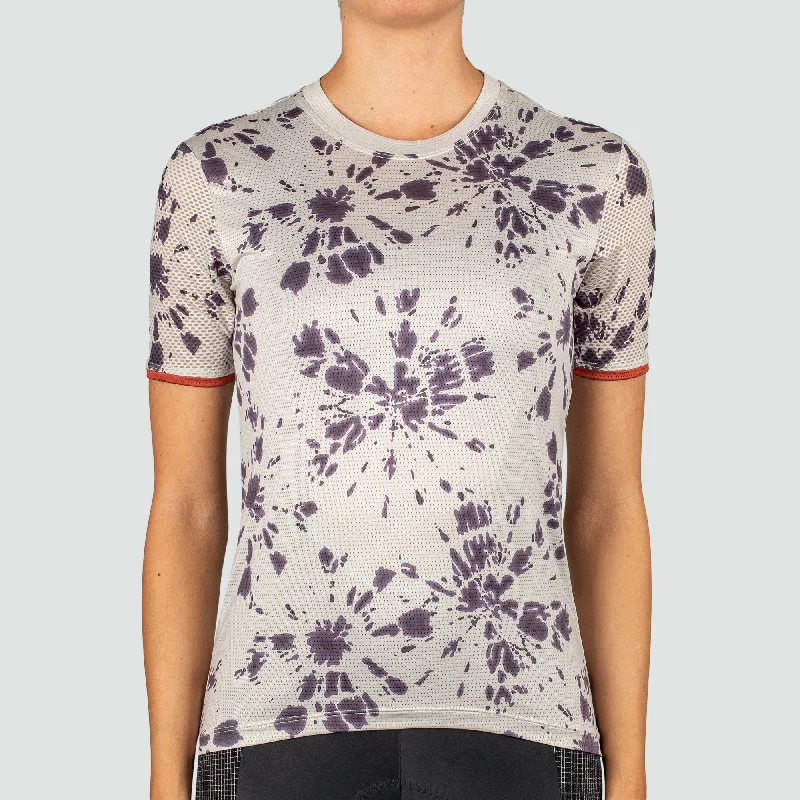 Trendy Items Women's Venture Tee