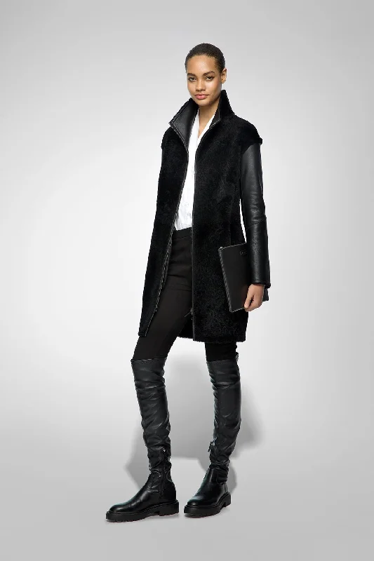 Simple Matching July - Black Shearling Coat