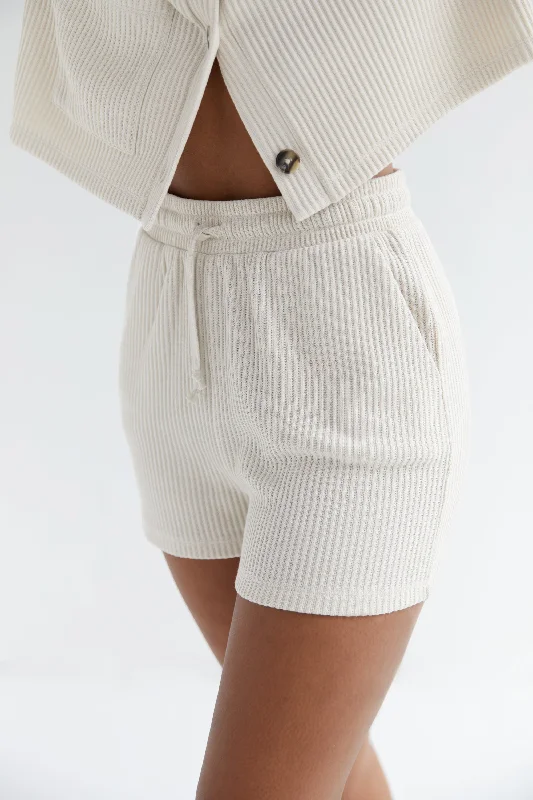 Celebrity Style RIBBED KNIT SHORT