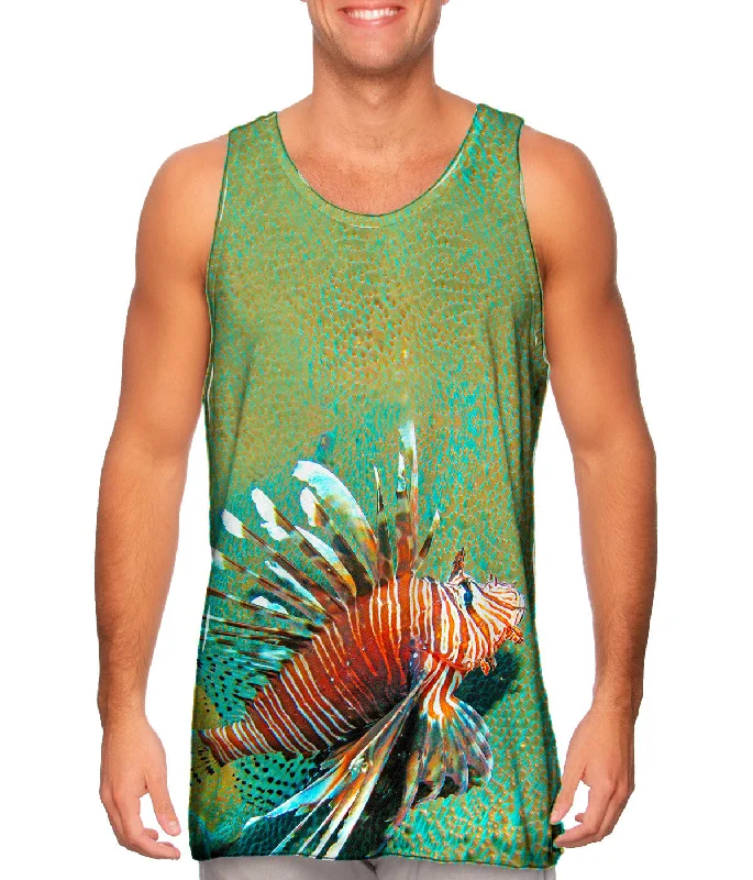 Fashion Must-have Lionfish Growl Underwater