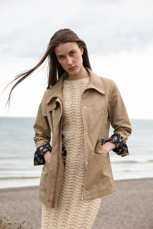 Spring Fashion Sundowner Jacket in Sand with Leopard Lining