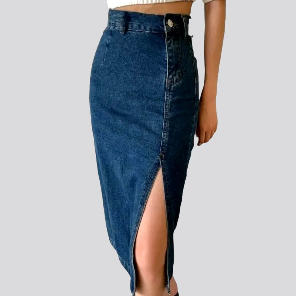 Youthful Medium-wash denim skirt
 for women