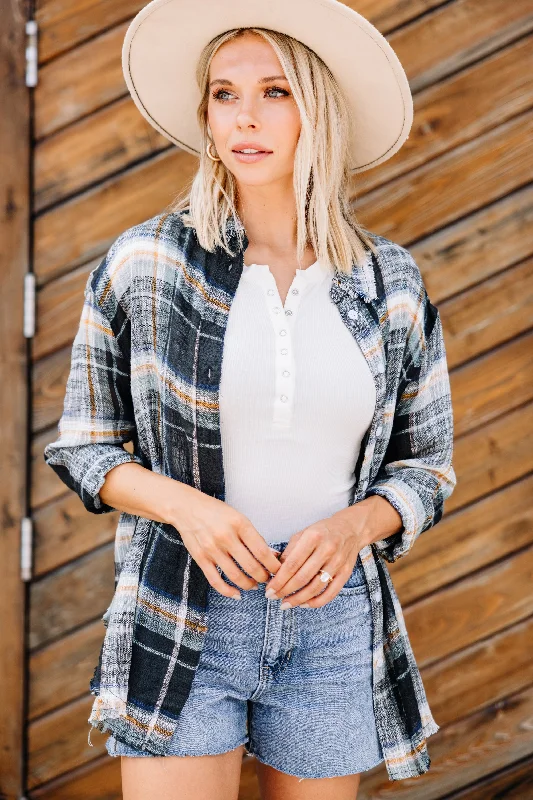 Soft And Comfortable Looks Like Fun Black Plaid Button Down Top