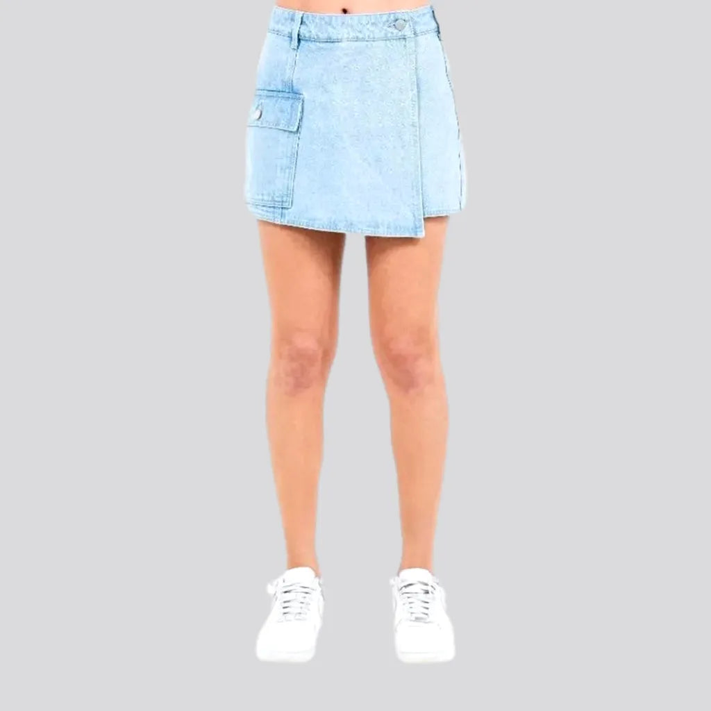 Sports Fashion Chic and stylish denim skort