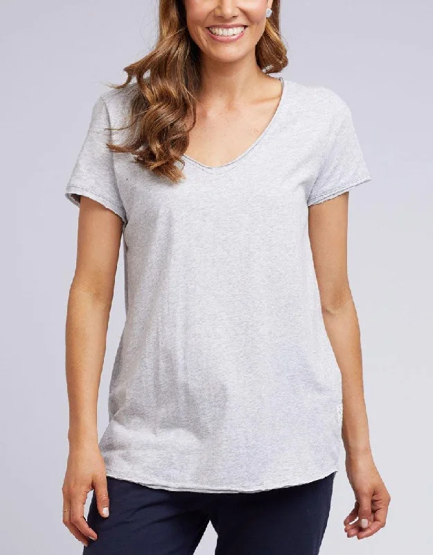 European And American Style Fundamental Vee Tee - Grey Marle