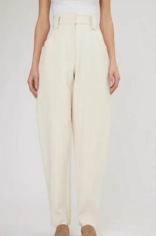 Elegant Tailoring Astrus Pant In Cream