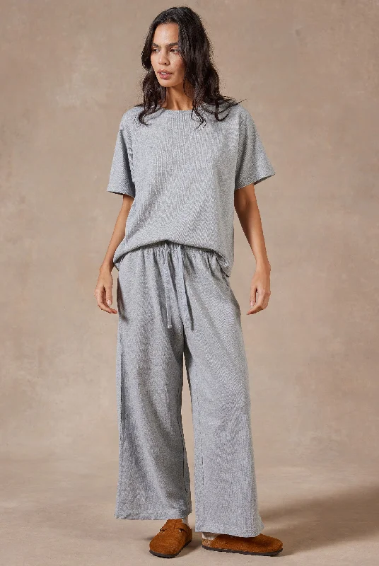 Eye-catching Personality Essential Knit Pant