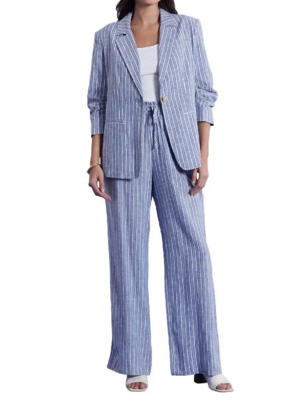 Bright Colors Palmer Bermuda Stripe Pant In Blue,white